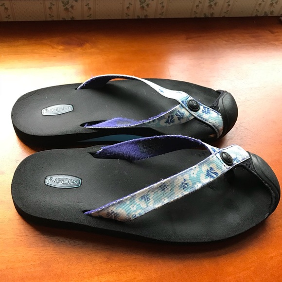 keen flip flop sandals